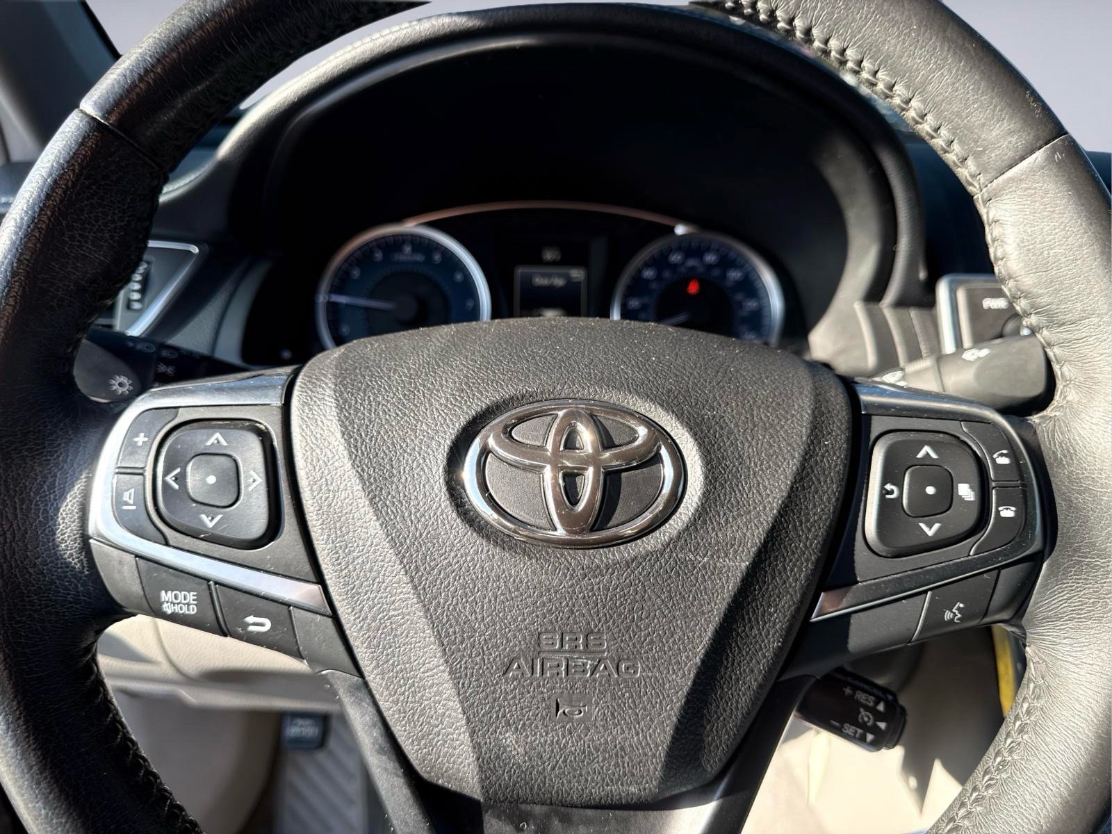 Used 2017 Toyota Camry XLE FWD image 28