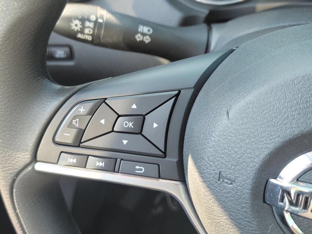 Used 2019 Nissan Rogue S AWD/4WD image 29