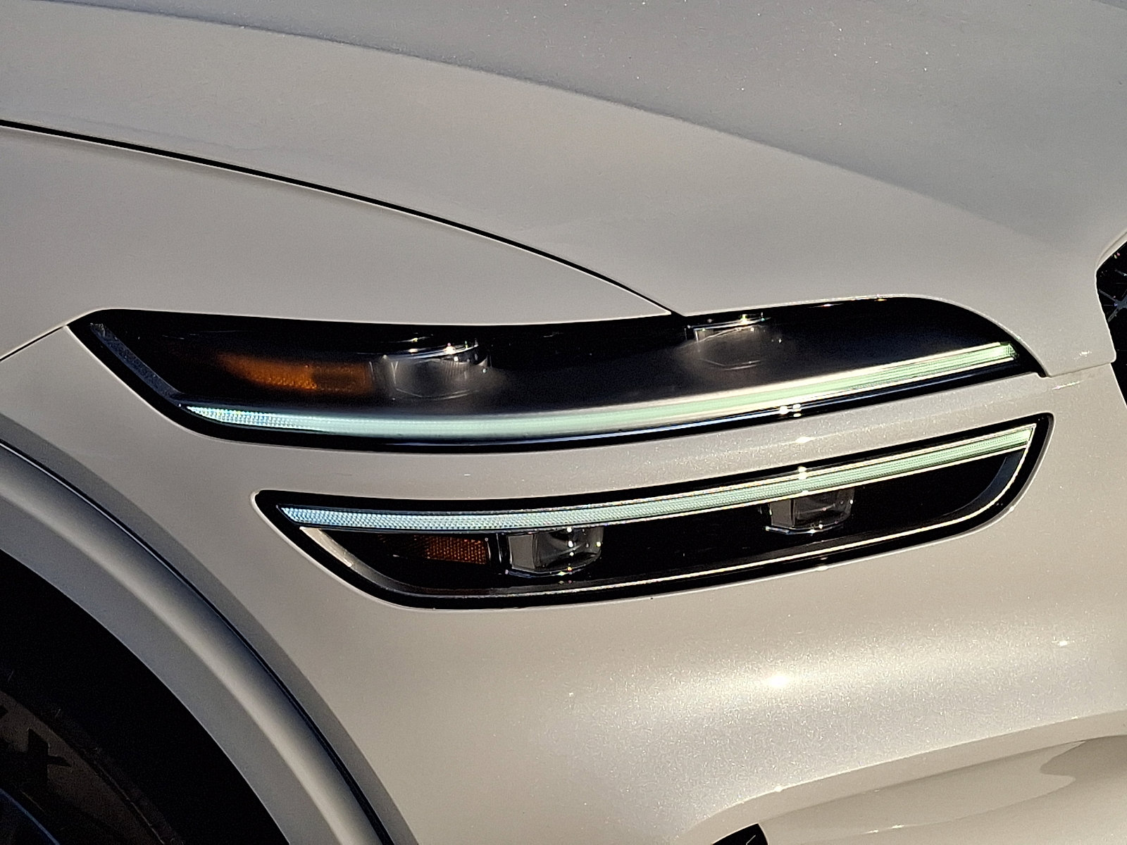 Certified 2023 Genesis GV70 2.5T w/ Select Package image 9