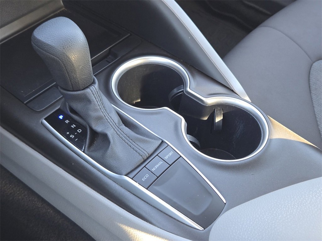Used 2024 Toyota Camry LE image 15