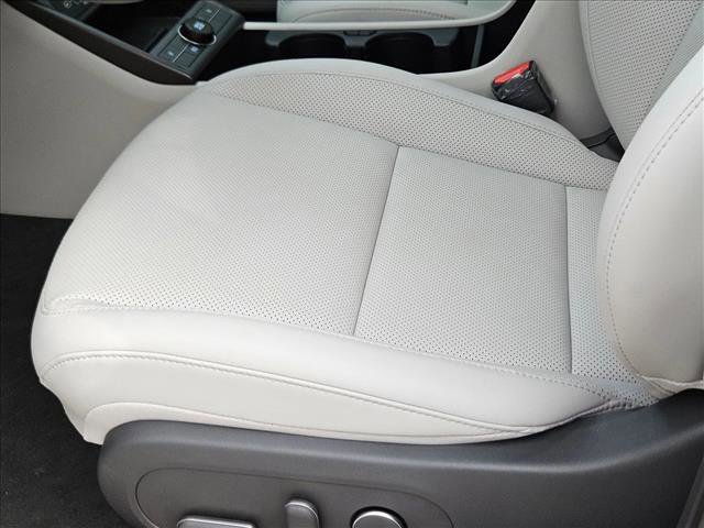 New 2026 Hyundai Kona SEL Premium video 4