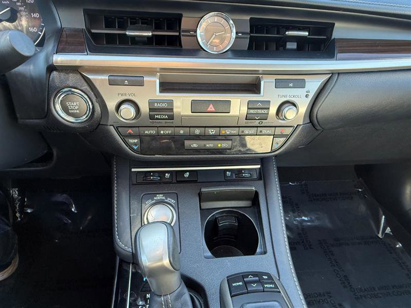 Used 2017 Lexus ES 350 image 14