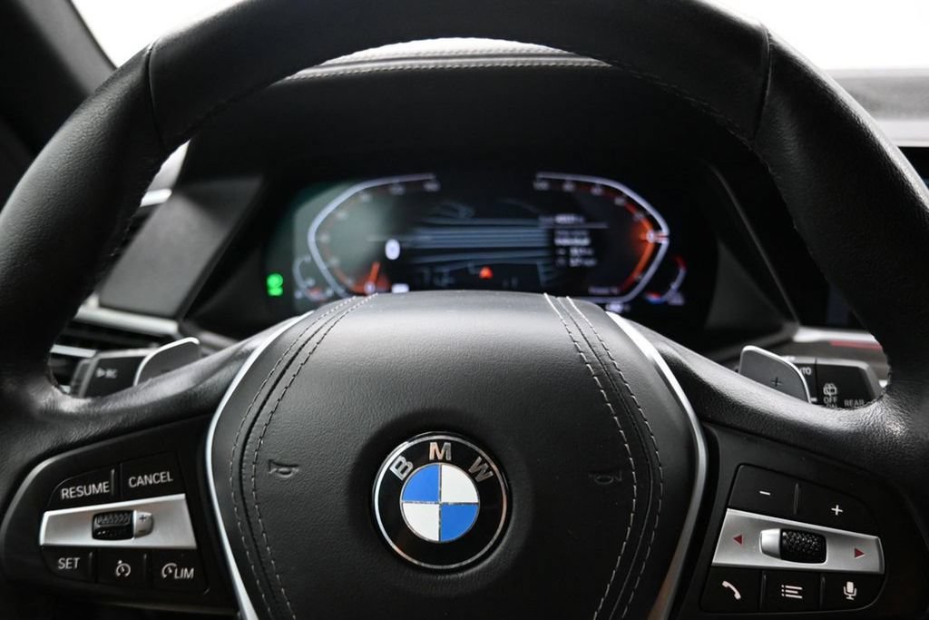 Used 2023 BMW X5 xDrive40i AWD/4WD image 17