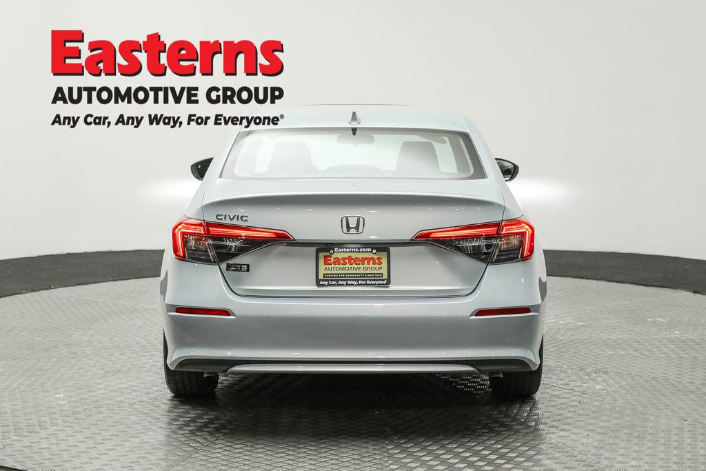 Used 2023 Honda Civic EX image 4