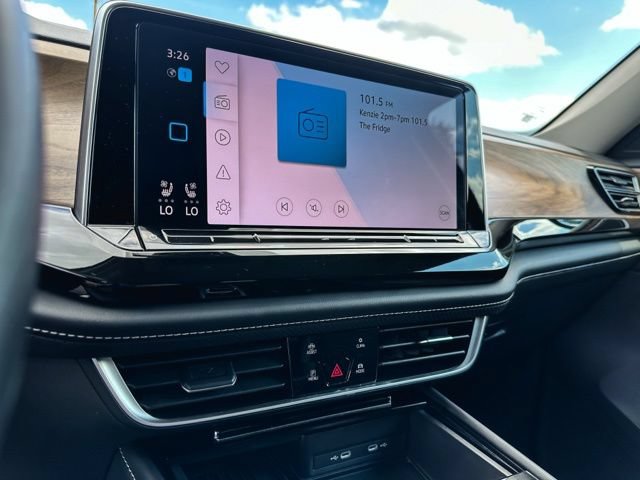 Used 2025 Volkswagen Atlas SE FWD image 18