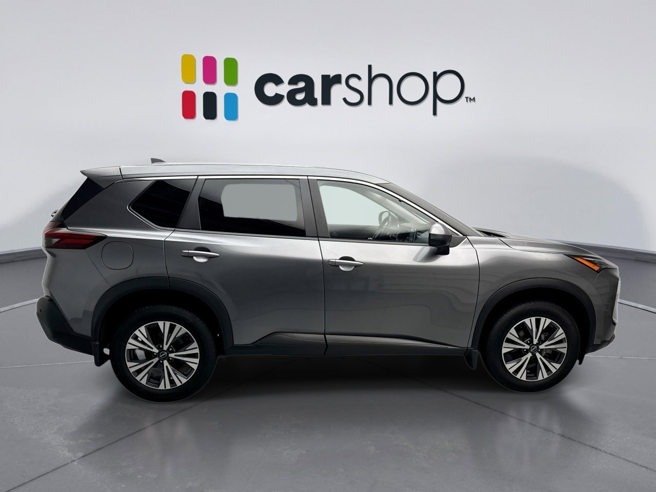 Used 2023 Nissan Rogue SV image 6