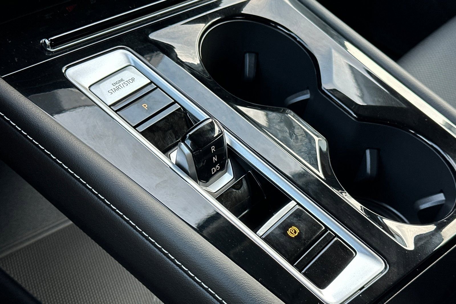 New 2026 Volkswagen Atlas SE image 20