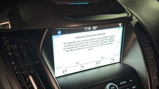 Used 2018 Ford Escape SEL image 16