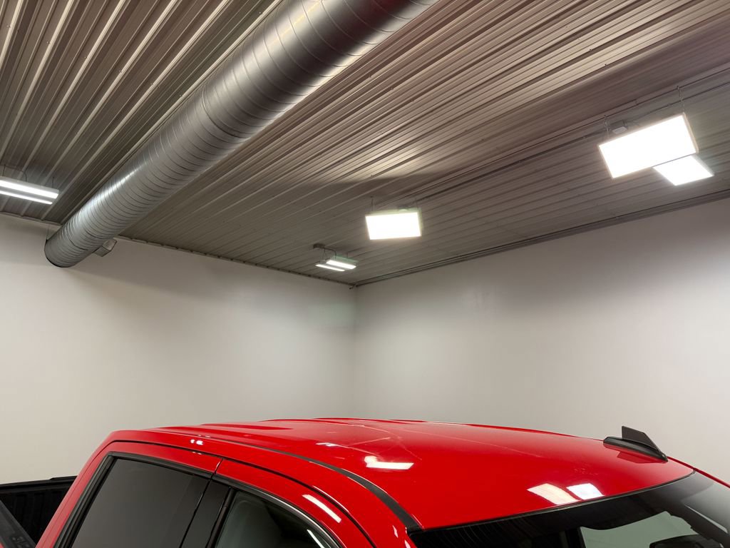 Used 2020 GMC Sierra 1500 Elevation w/ Elevation Value Package image 46