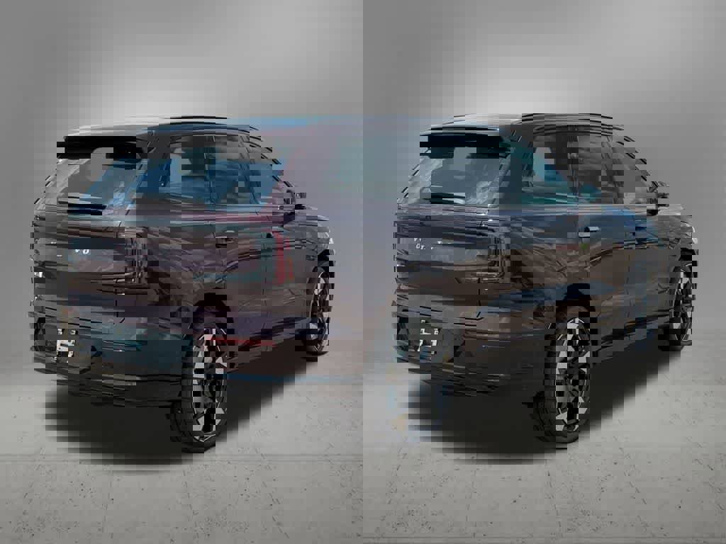 New 2025 Volvo EX90 Plus image 6