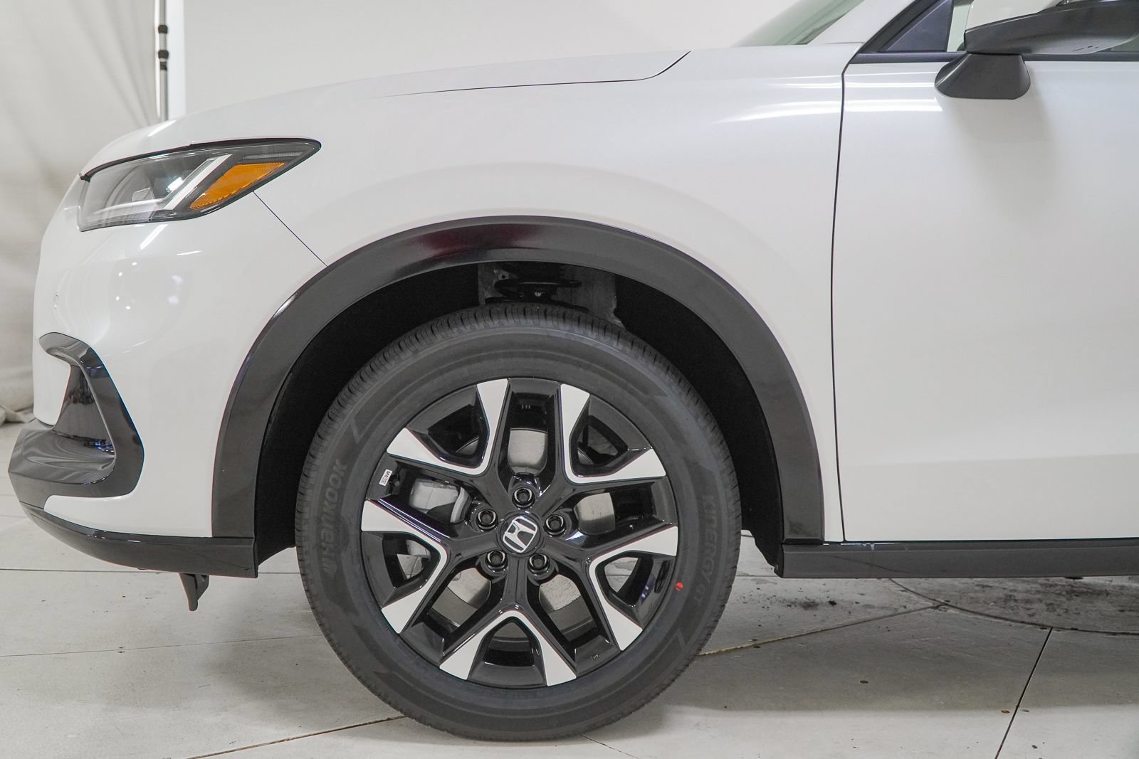 New 2027 Honda HR-V EX-L image 16