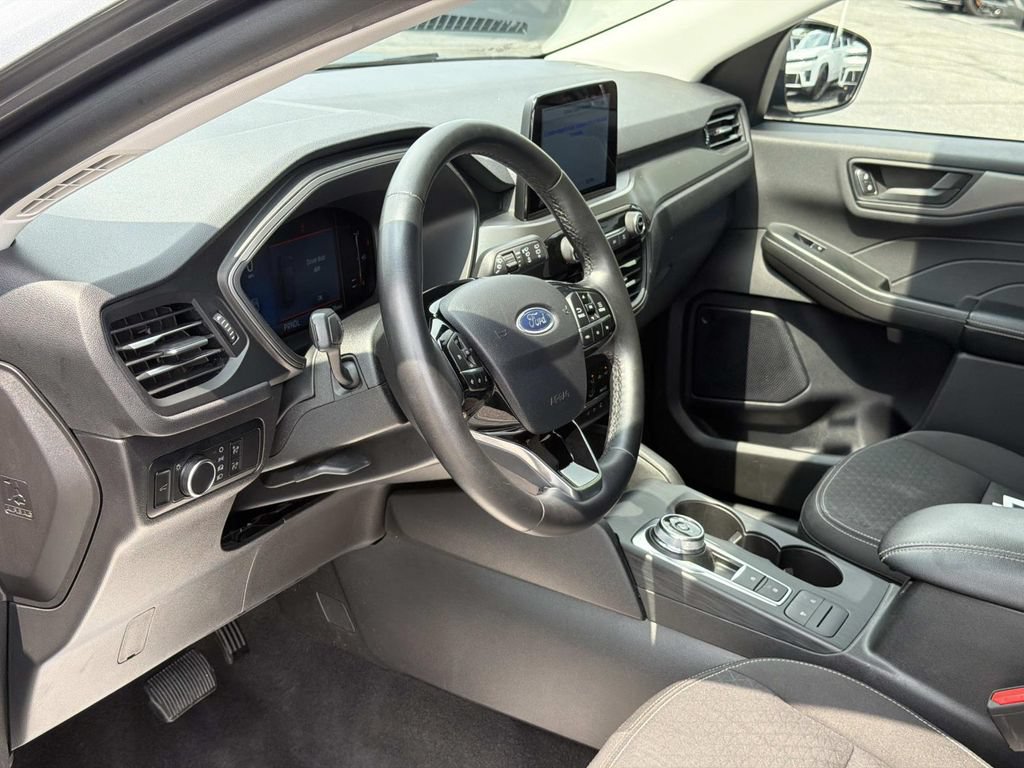 Used 2024 Ford Escape Active AWD/4WD image 18