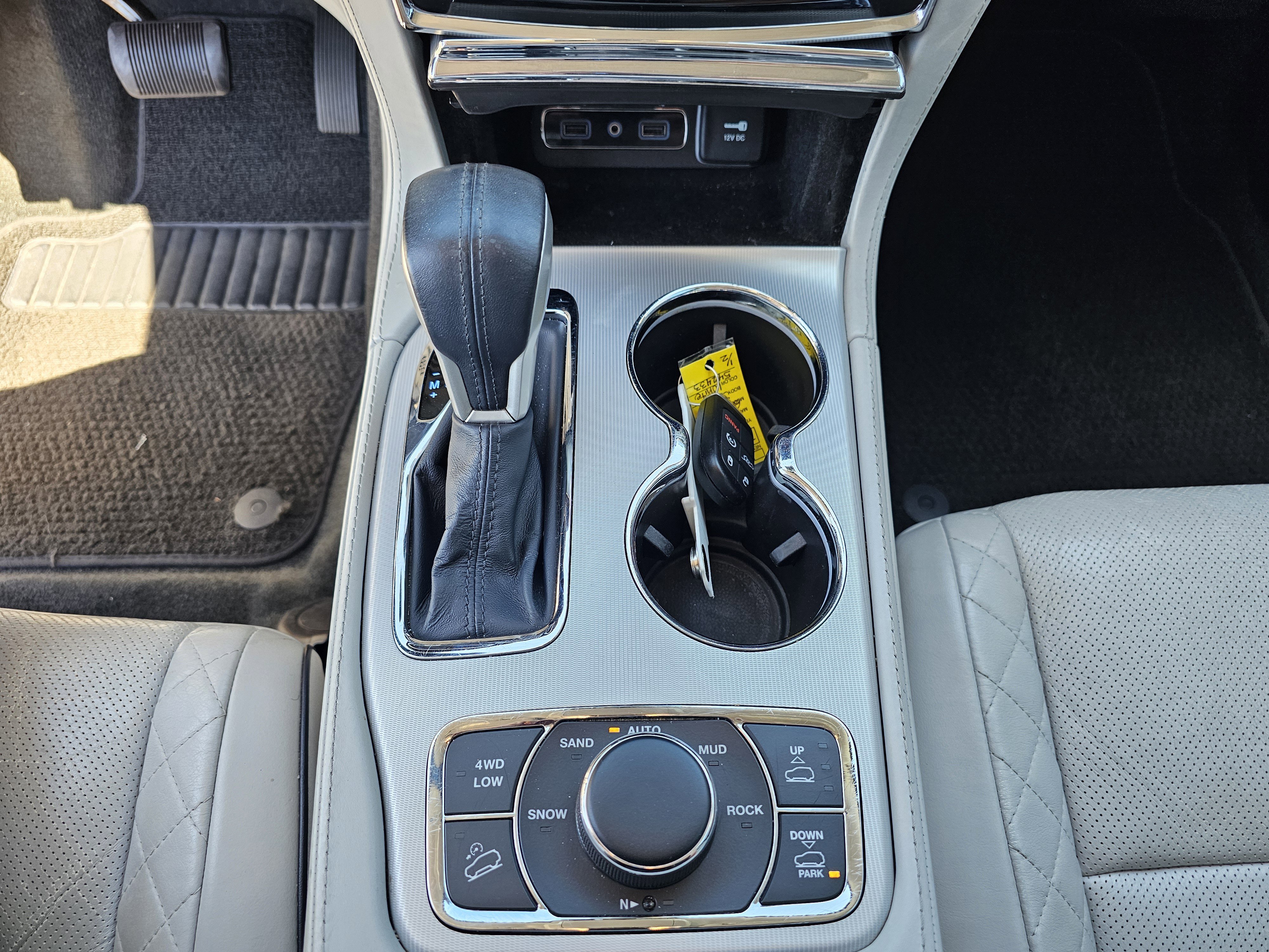 Used 2019 Jeep Grand Cherokee Summit AWD/4WD image 27