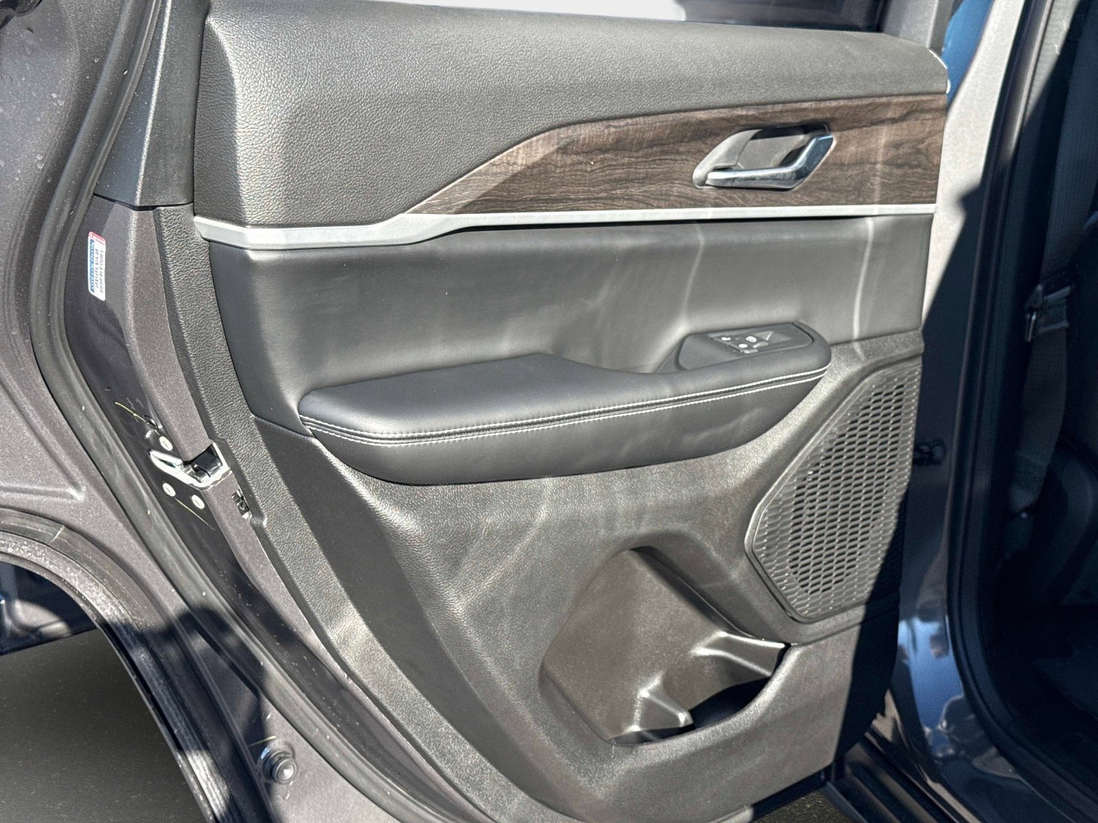 New 2026 Jeep Grand Cherokee Altitude AWD/4WD image 14