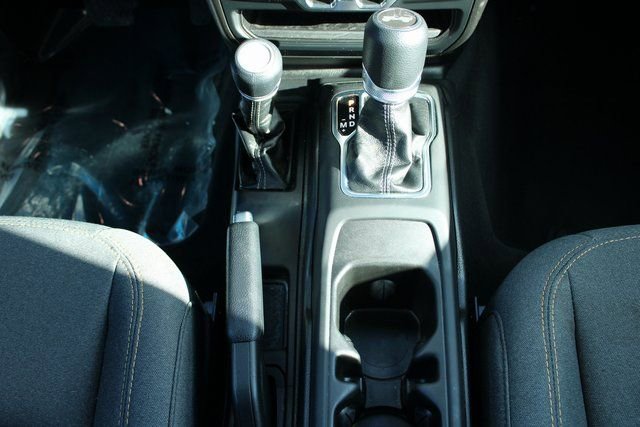 Used 2025 Jeep Wrangler Sport image 17