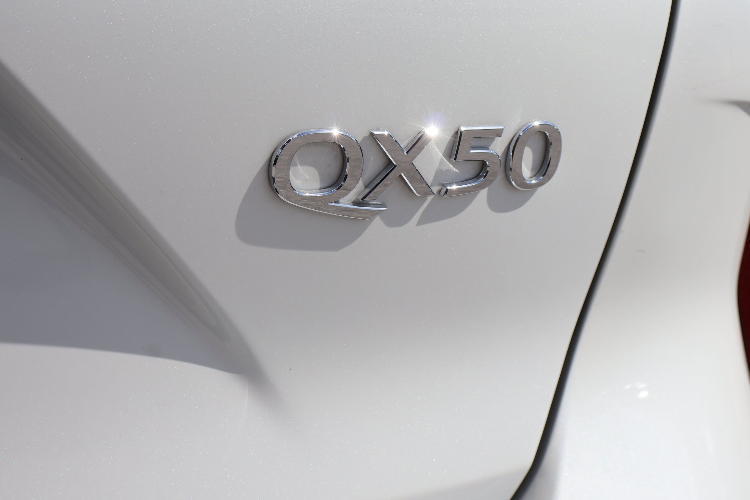 Certified 2023 INFINITI QX50 Luxe FWD image 9