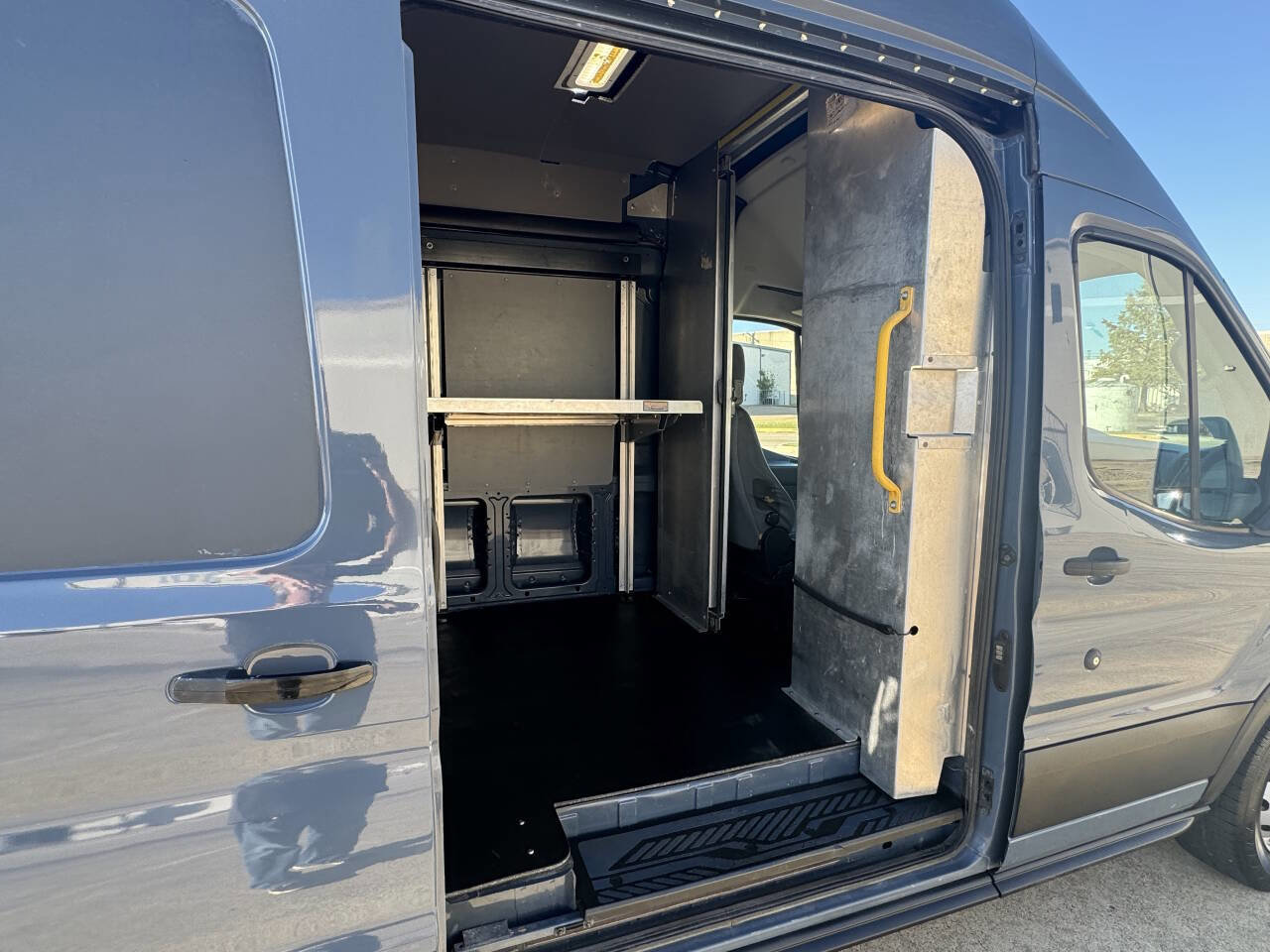 Used 2019 Ford Transit 250 148 High Roof Extended image 15