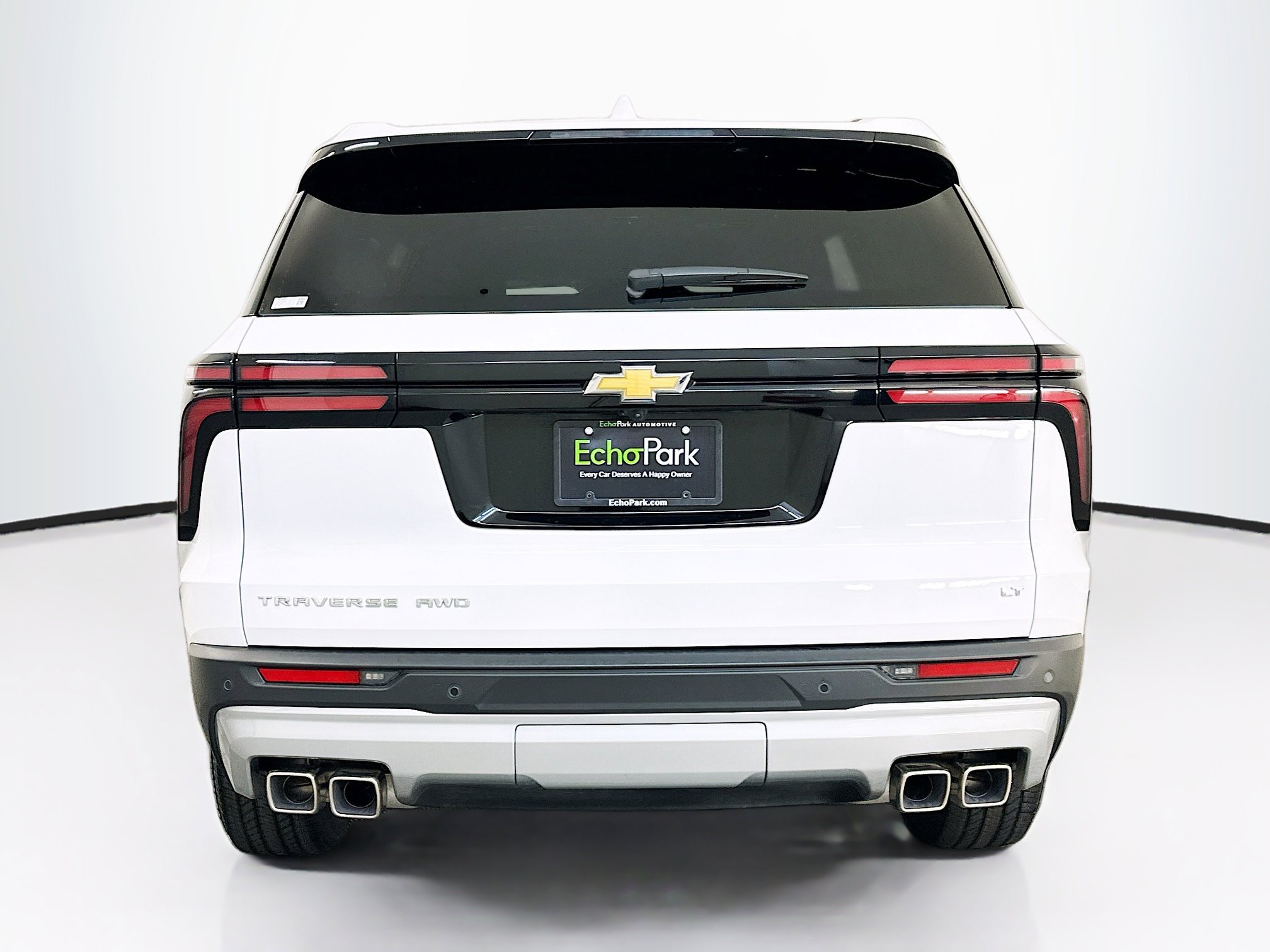 Used 2024 Chevrolet Traverse LT image 7