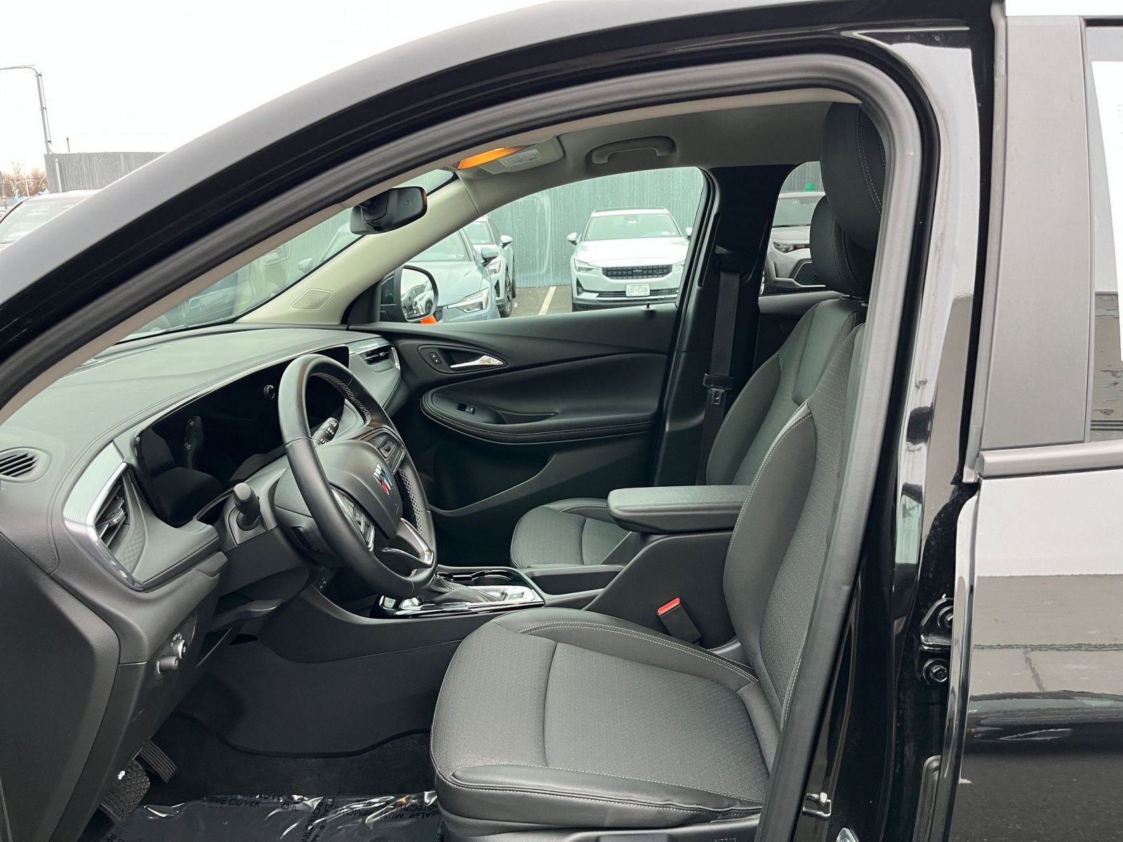 Used 2025 Buick Encore GX Preferred image 26