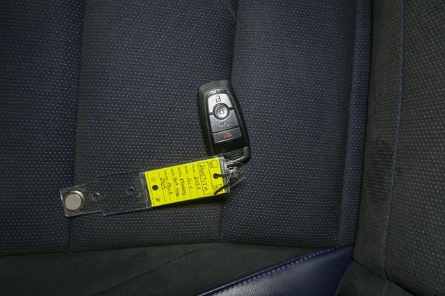 Used 2025 Ford Mustang Dark Horse image 40