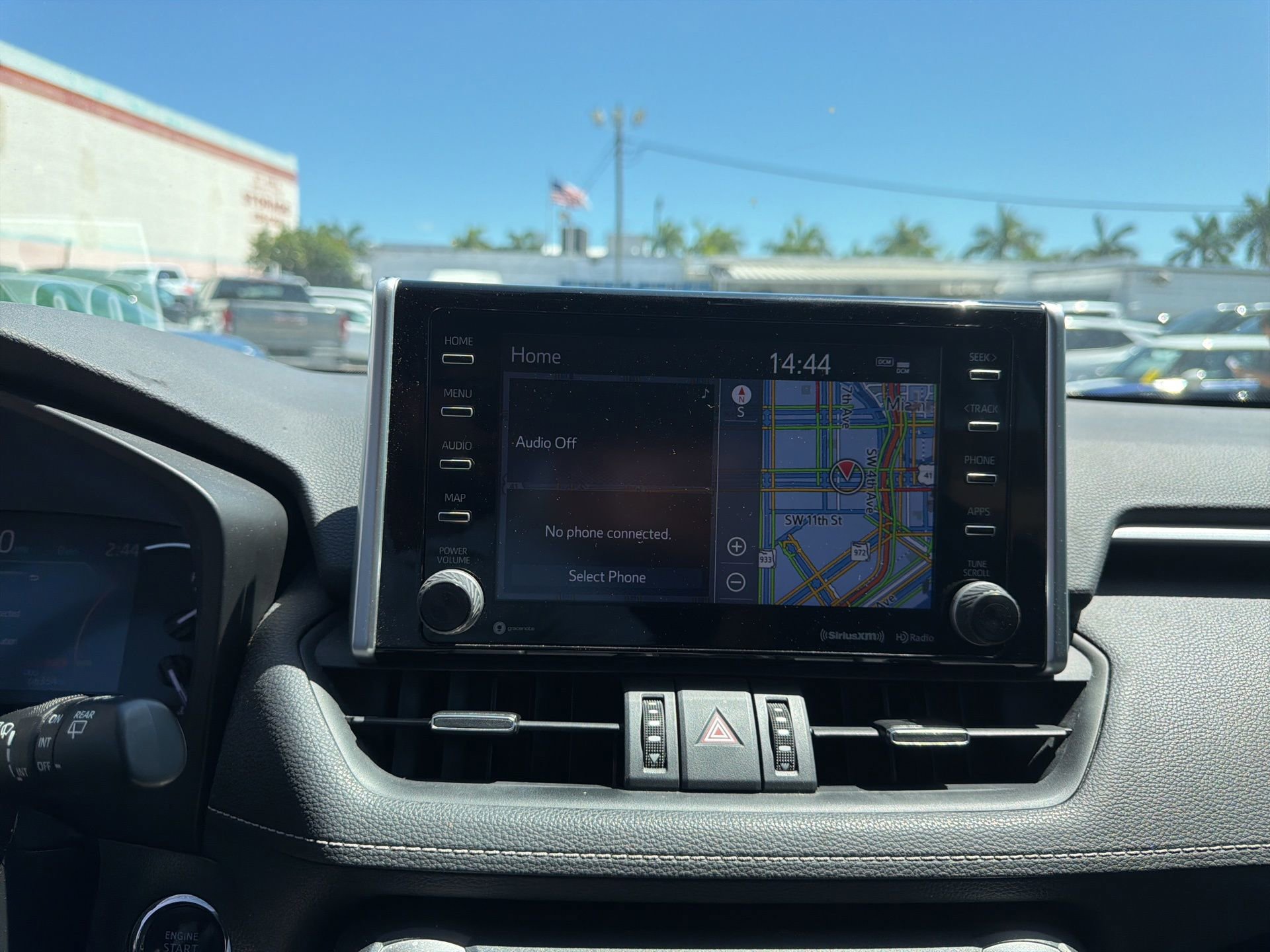 Used 2019 Toyota RAV4 Limited FWD image 23