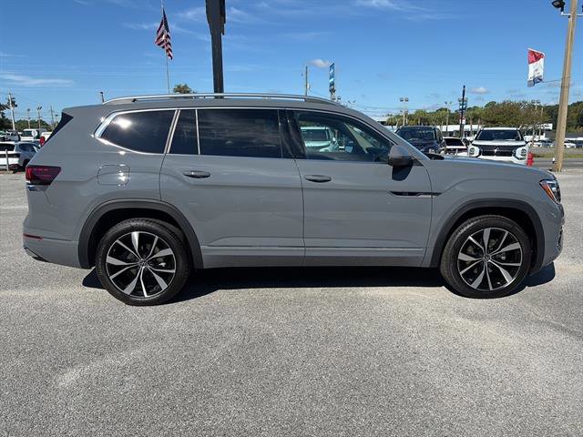 New 2026 Volkswagen Atlas SEL Premium R-Line image 7