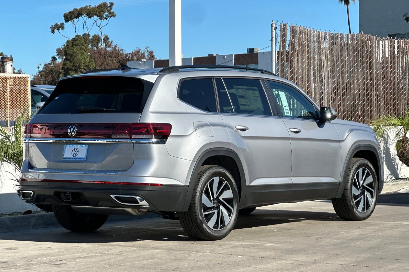 New 2026 Volkswagen Atlas SE image 5
