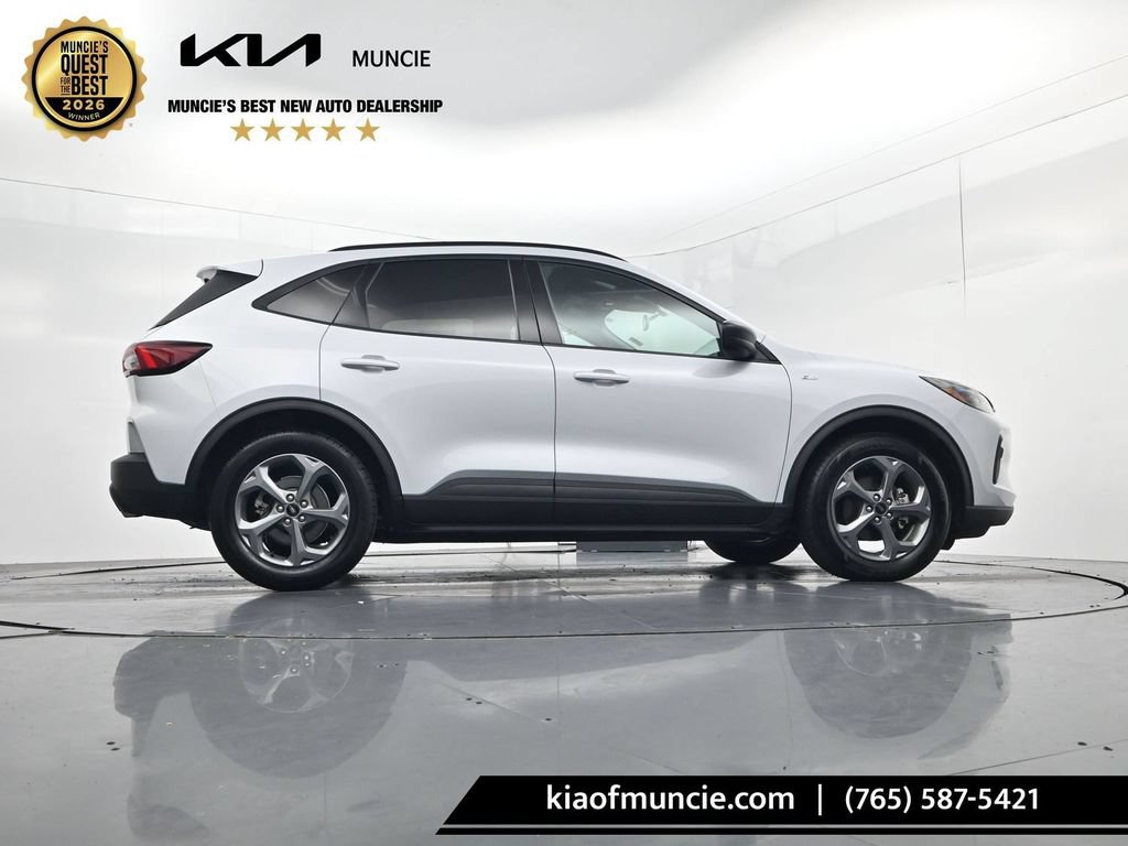 Used 2025 Ford Escape ST-Line FWD image 42