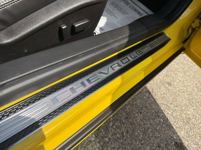 Used 2015 Chevrolet Camaro SS w/ RS Package RWD image 18