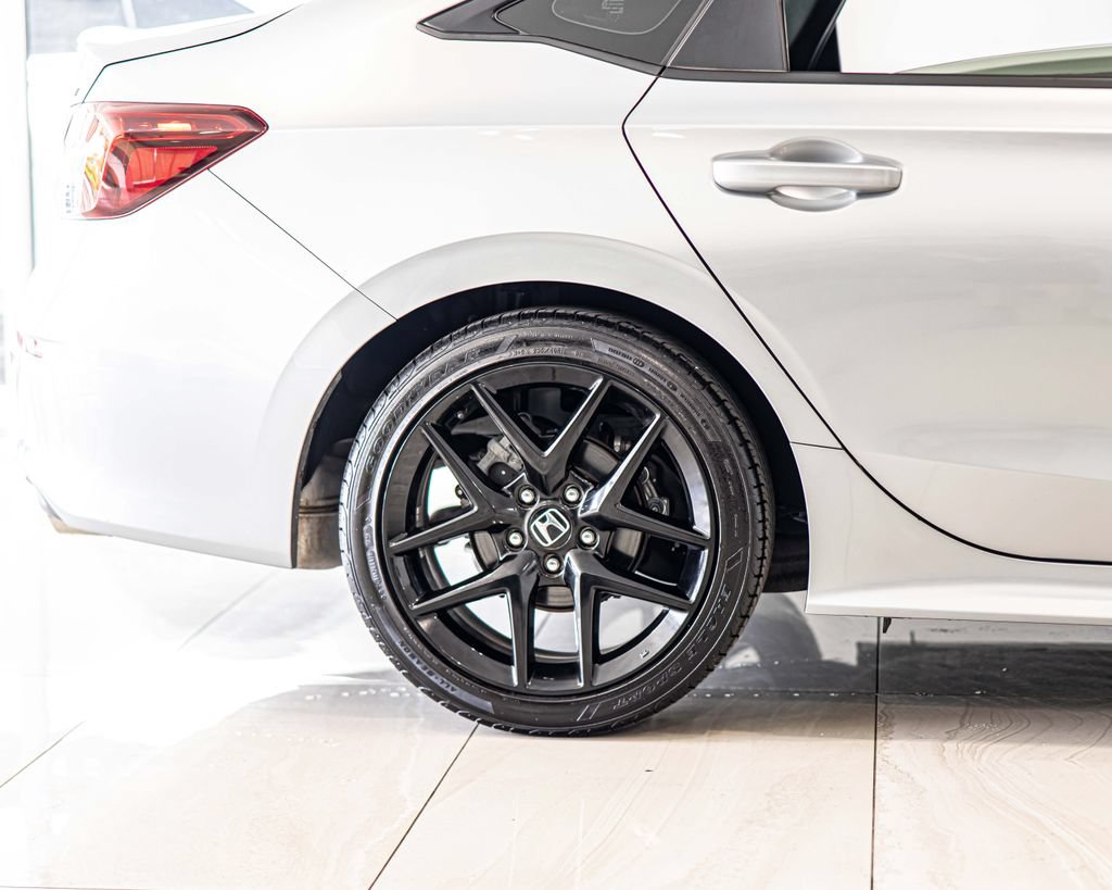 Used 2025 Honda Civic Sport image 11