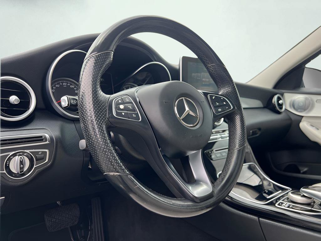 Used 2015 Mercedes-Benz C 300 4MATIC Sedan image 36