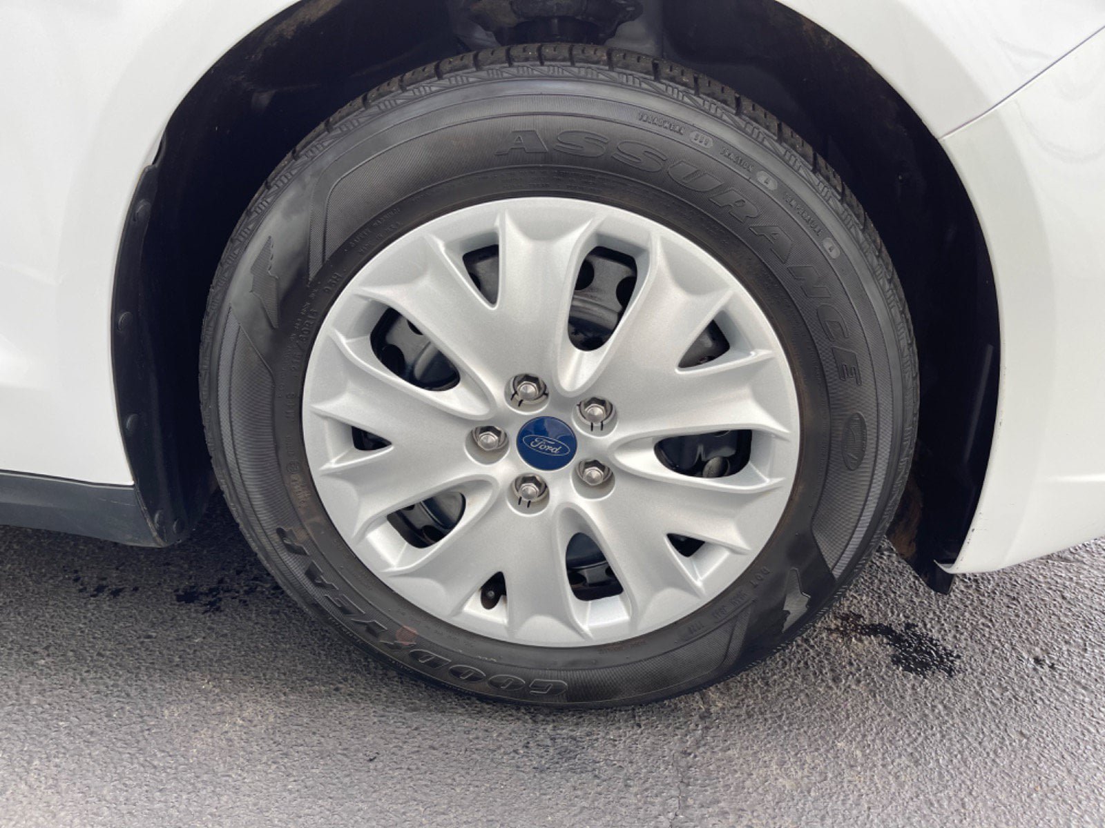 Used 2020 Ford Fusion S FWD image 8