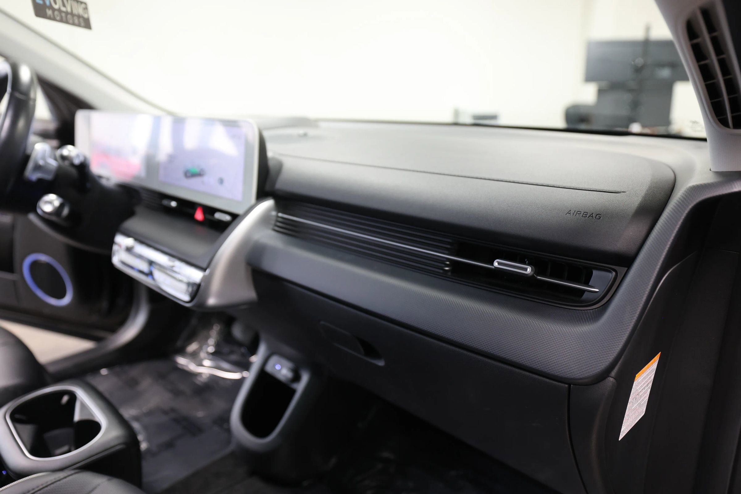 Used 2024 Hyundai Ioniq 5 Limited image 39