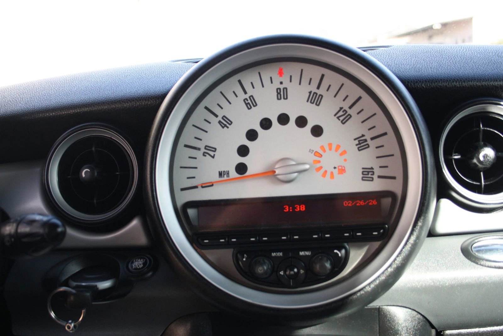 Used 2011 MINI Cooper Clubman image 16