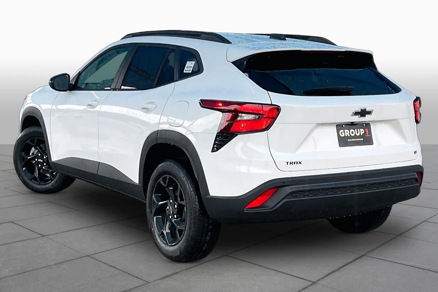 New 2026 Chevrolet Trax LT w/ Driver Confidence Package FWD image 12
