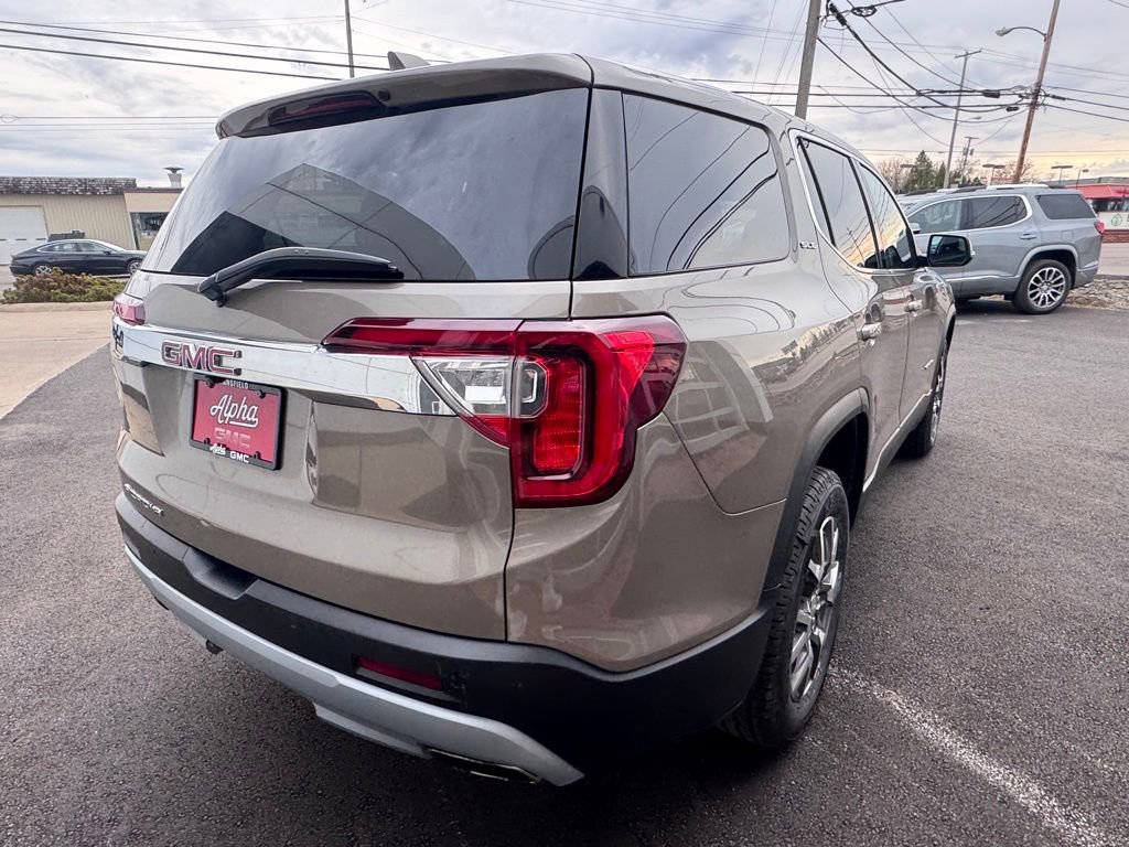 Used 2023 GMC Acadia SLE w/ LPO, Floor Liner Package FWD image 8