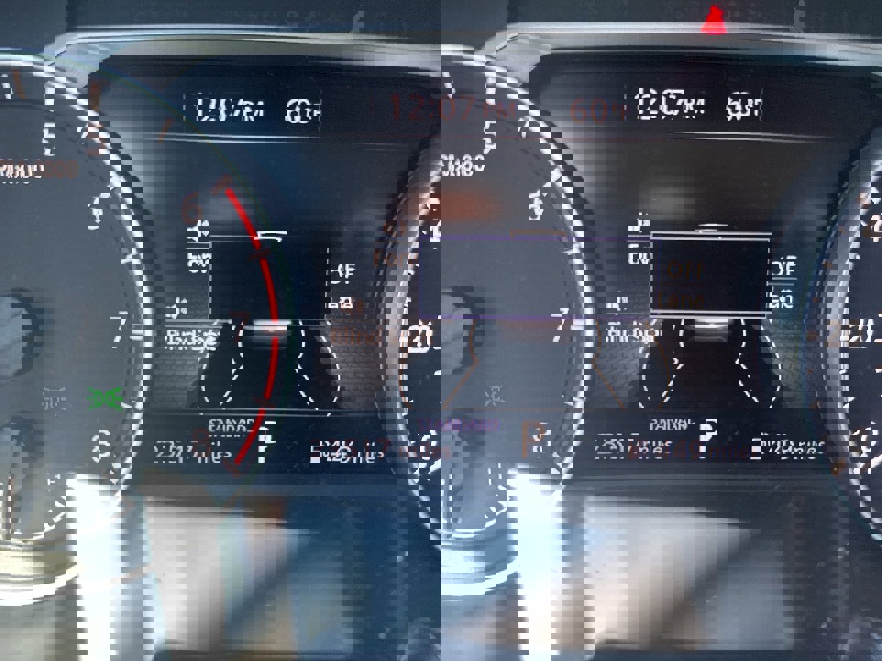 Used 2023 Nissan Rogue SV image 5