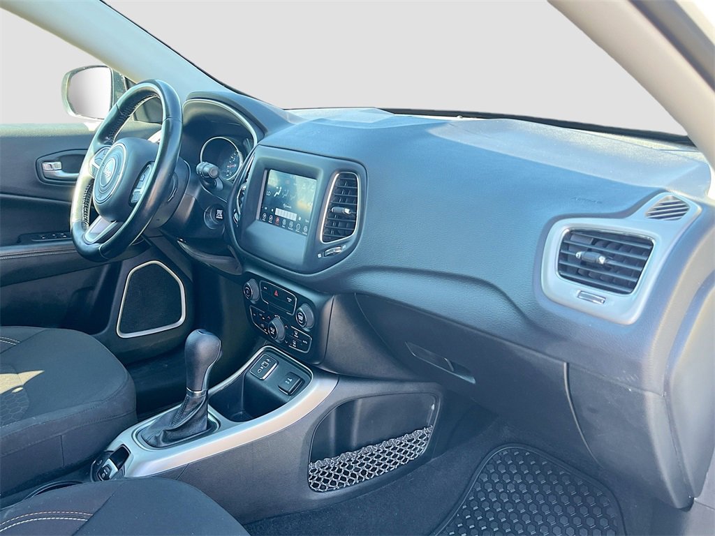 Used 2021 Jeep Compass Sport w/ Cold Weather Group image 28