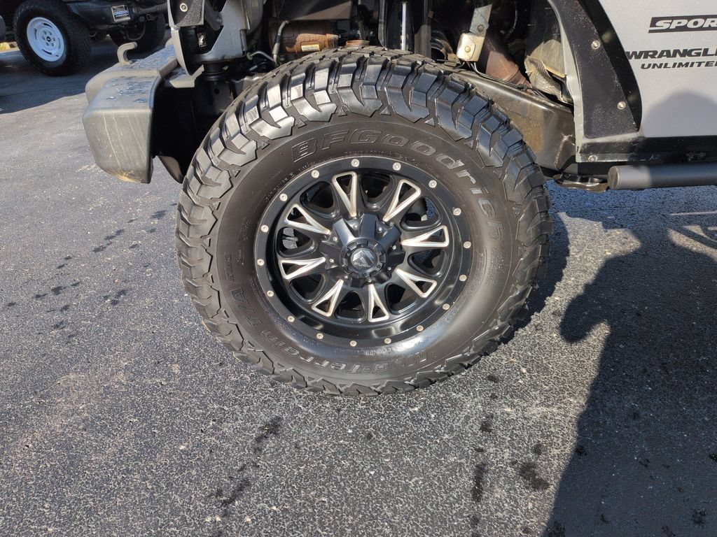 Used 2014 Jeep Wrangler Unlimited Sport w/ Quick Order Package 24S AWD/4WD image 26
