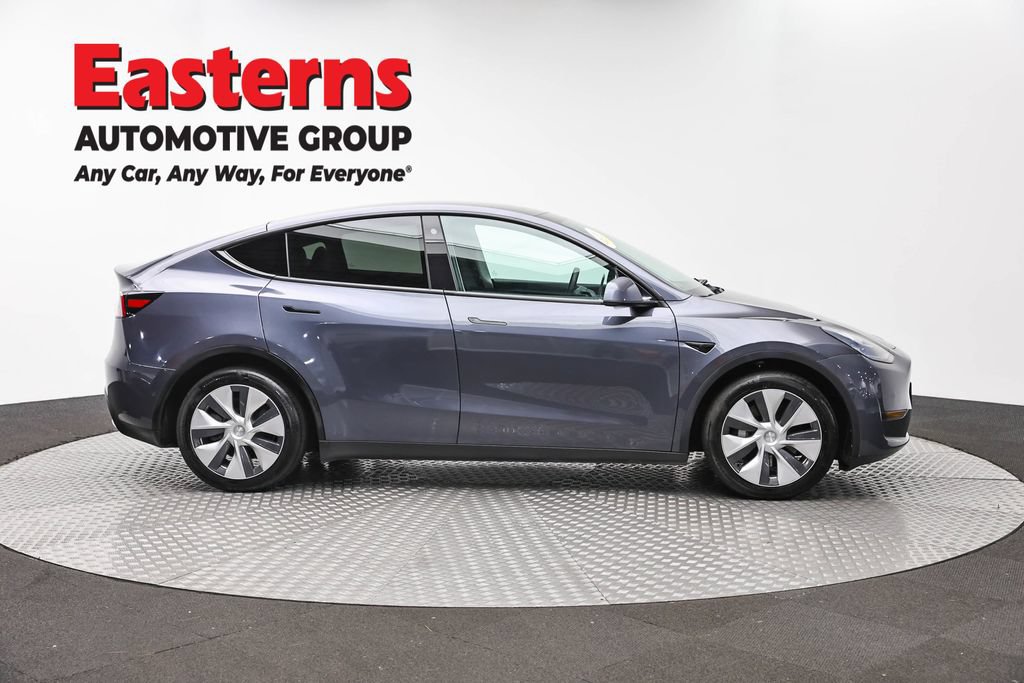 Used 2021 Tesla Model Y Long Range AWD/4WD image 4