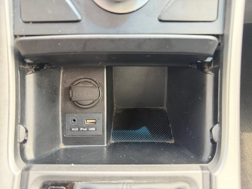 Used 2015 Hyundai Elantra SE w/ Option Group 02 FWD image 22