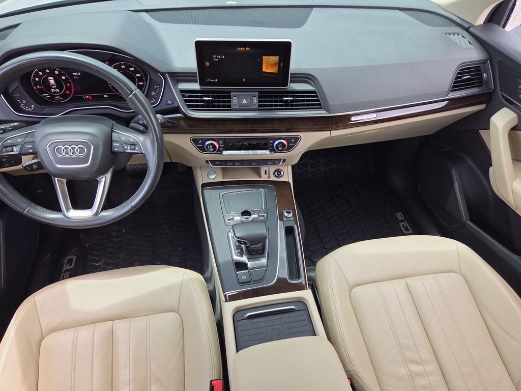 Used 2019 Audi Q5 2.0T Premium Plus w/ Premium Plus Package AWD/4WD image 7