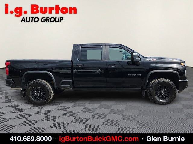 Used 2024 Chevrolet Silverado 2500 ZR2 w/ Technology Package image 7