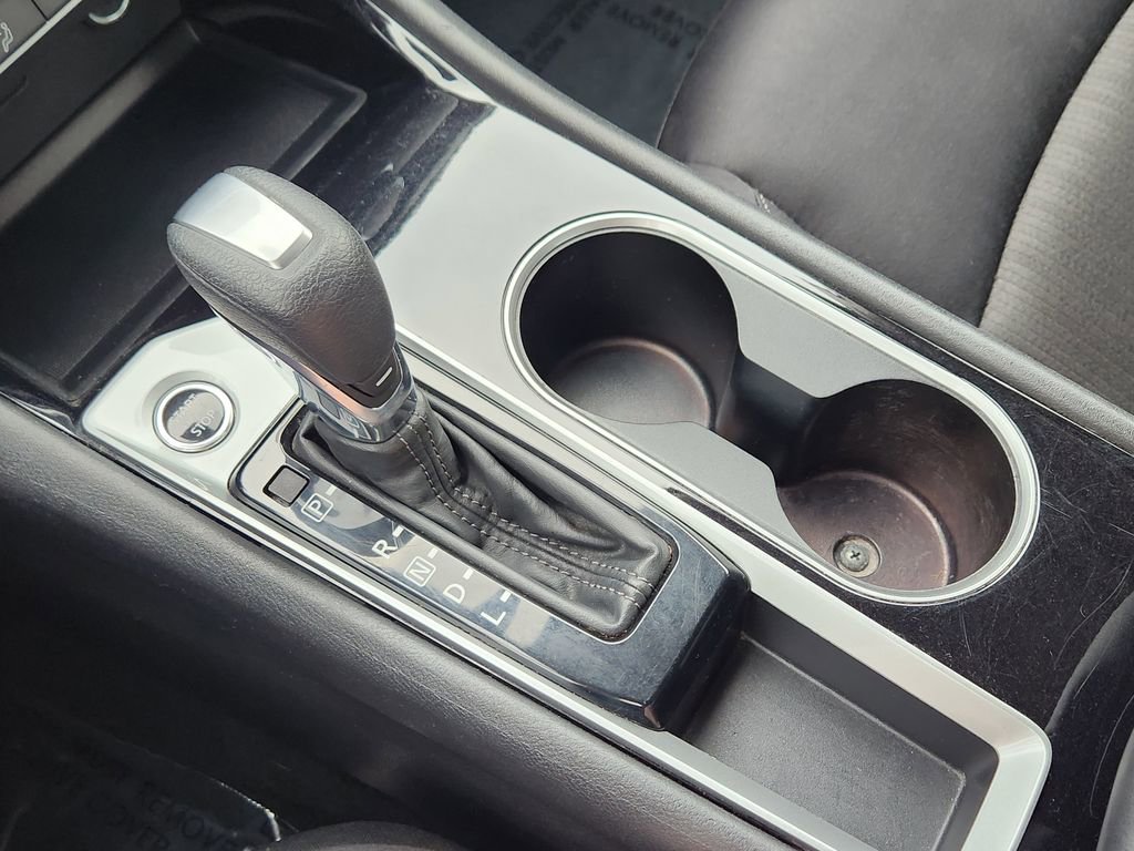 Used 2024 Nissan Altima 2.5 SV image 10