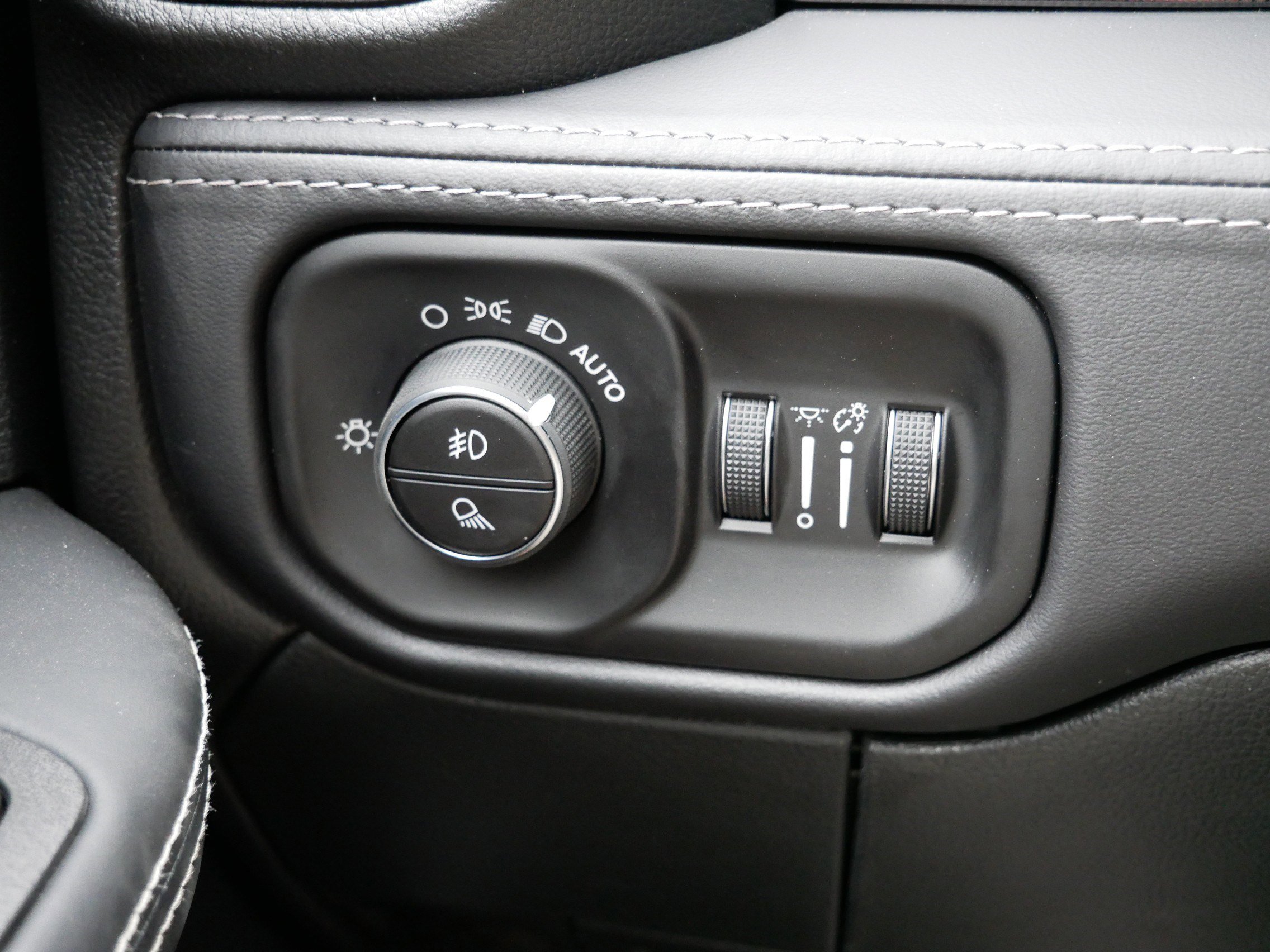 New 2026 RAM 2500 Rebel w/ Rebel Level 2 Equipment Group image 17