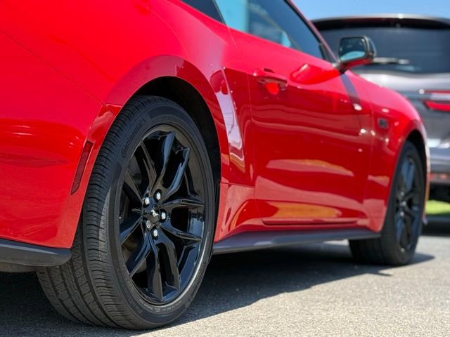 Used 2025 Ford Mustang GT Premium RWD image 40