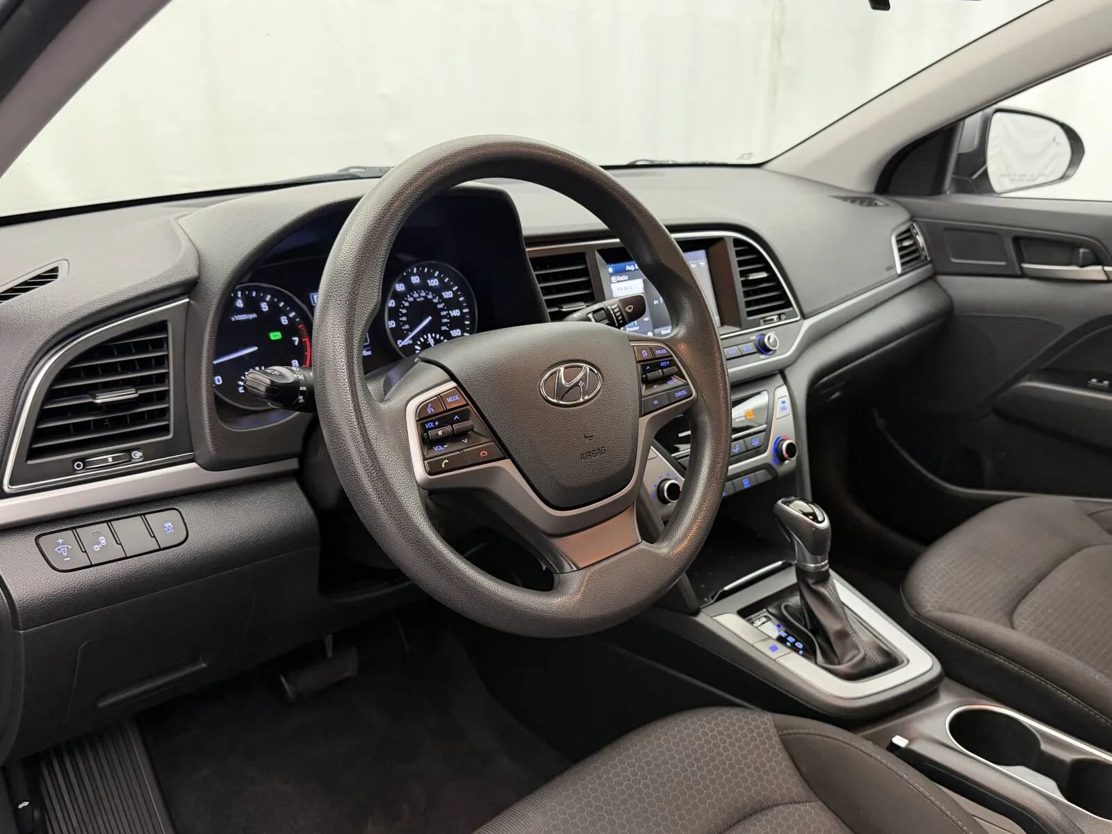 Used 2018 Hyundai Elantra SEL w/ Cargo Package FWD image 10