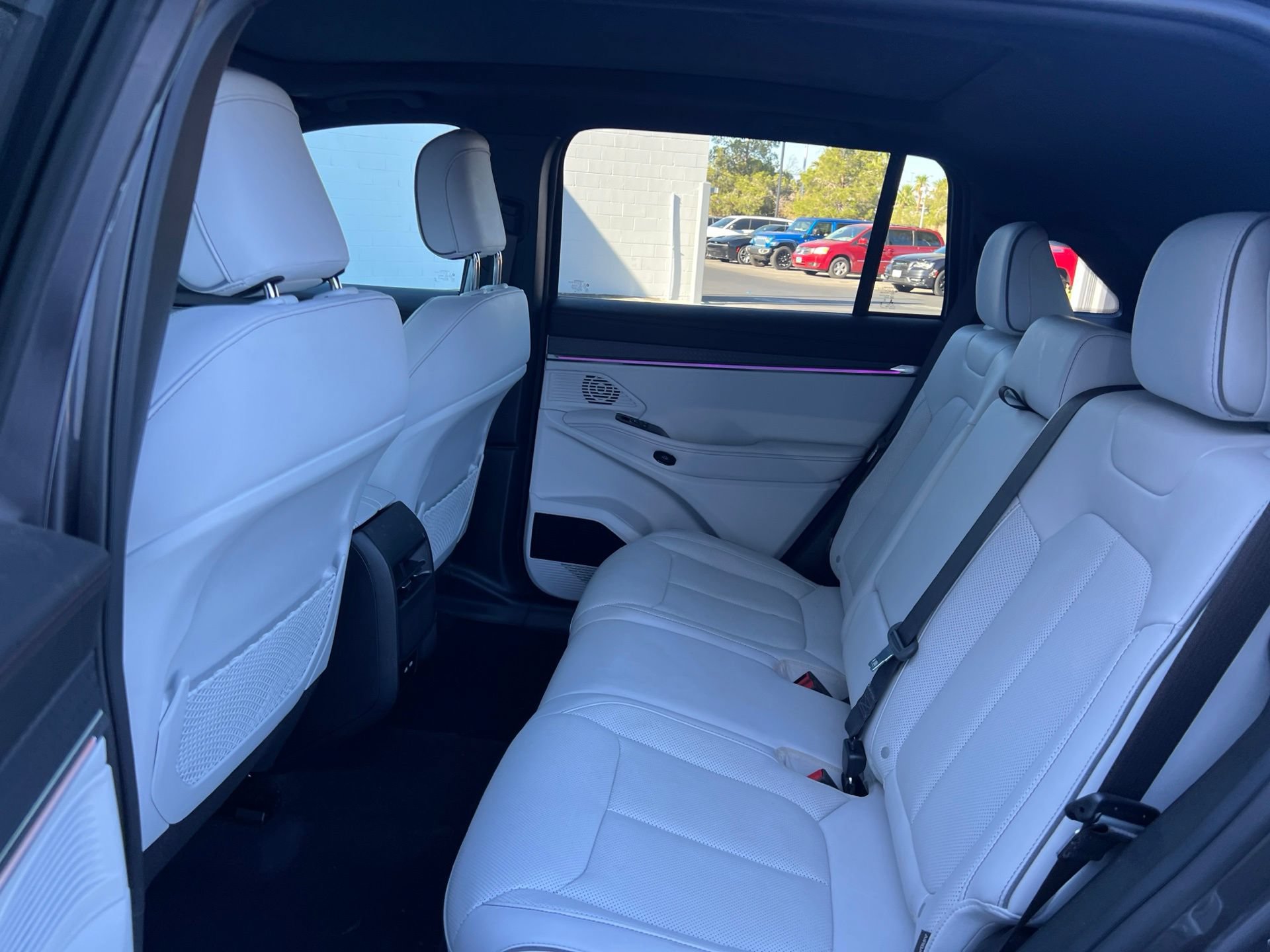 Used 2025 Jeep Wagoneer S Limited AWD/4WD image 24