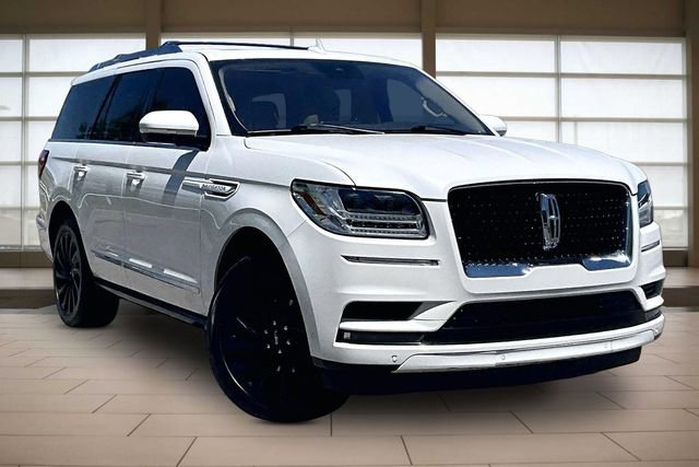 Used 2020 Lincoln Navigator Reserve w/ Equipment Group 208A Reserve AWD/4WD image 12