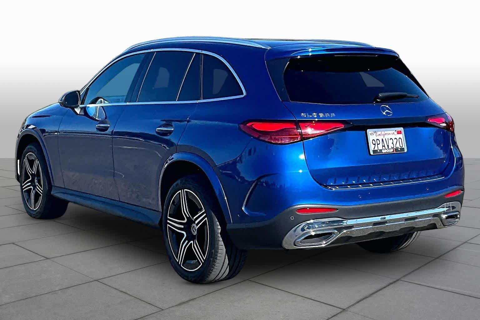 Used 2023 Mercedes-Benz GLC 300 image 11